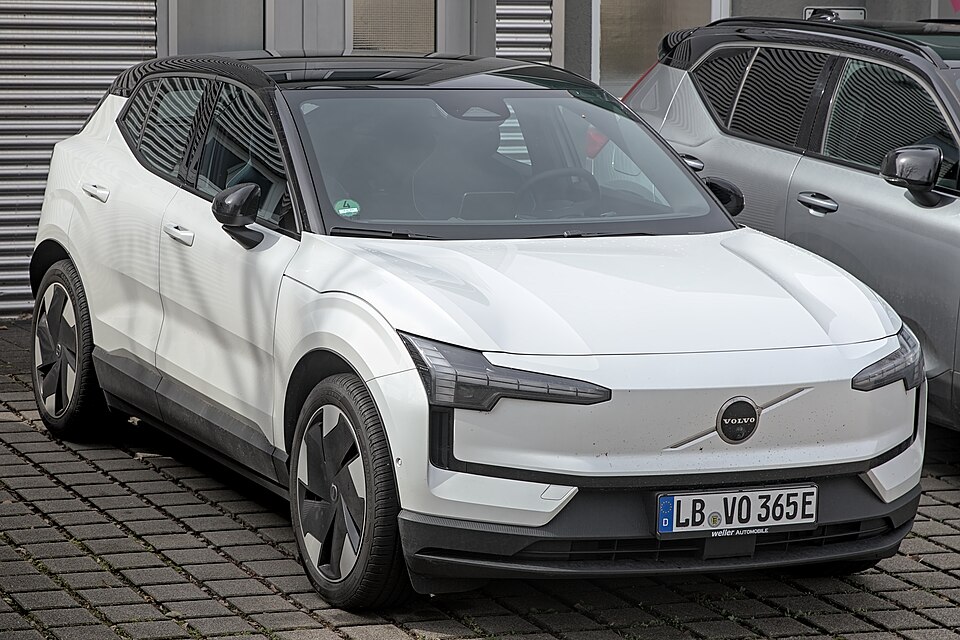 Volvo EX30, Foto von Wikimedia Commons